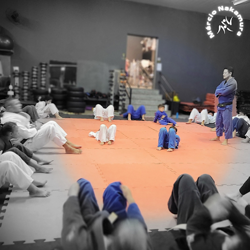 aula de judo na academia